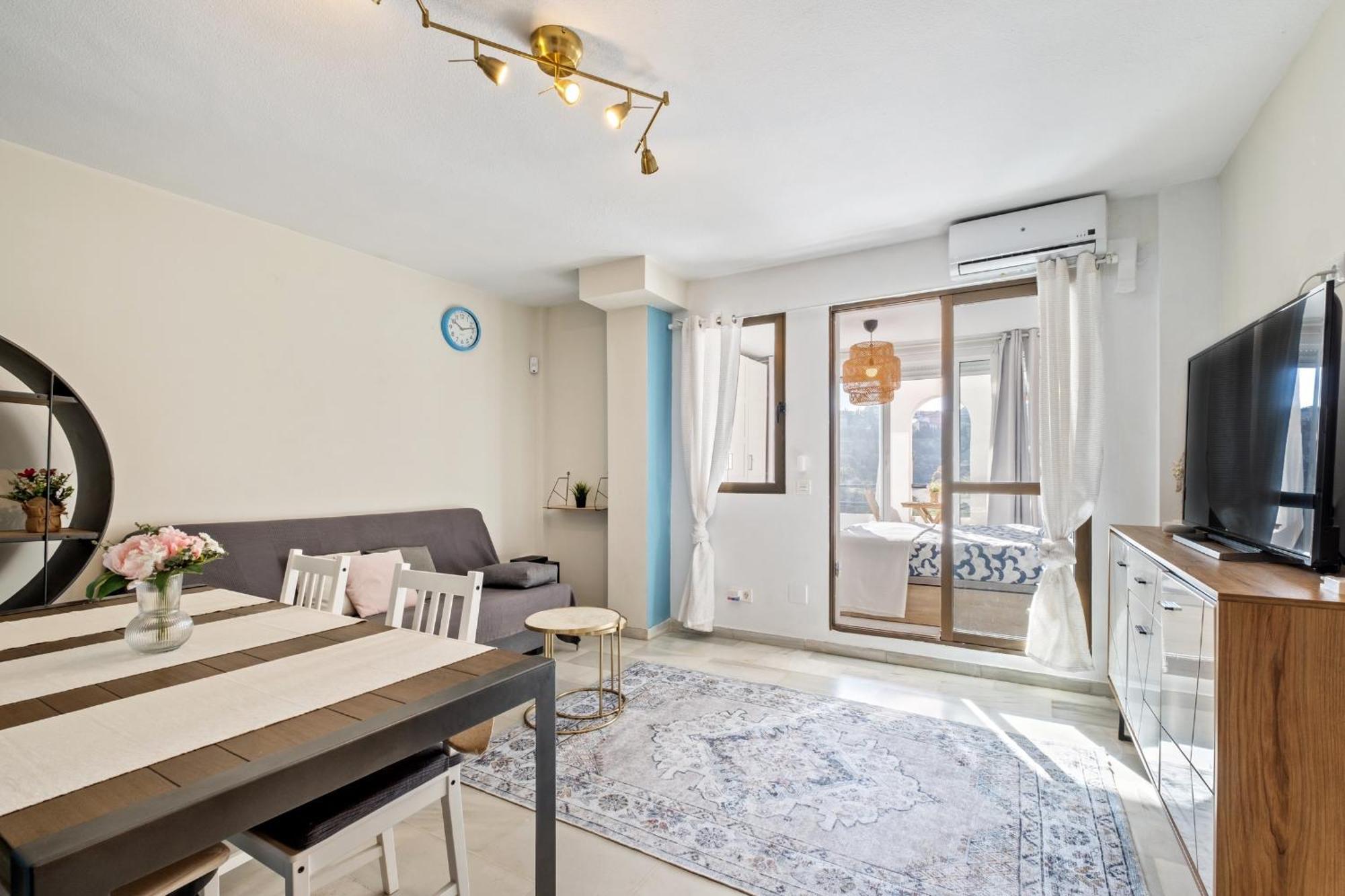 Pueblo Evita Holiday Benalmadena Ngoại thất bức ảnh