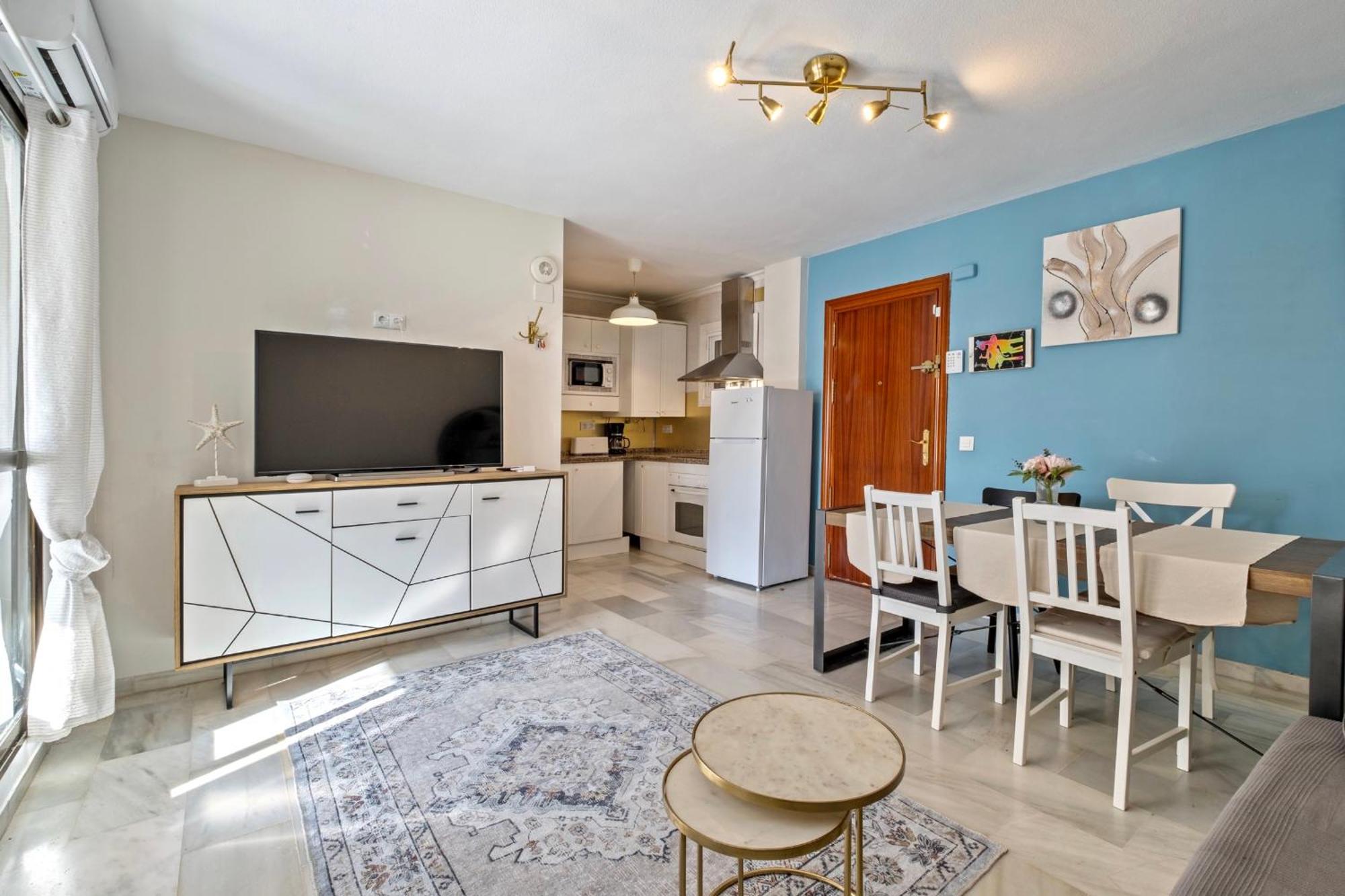 Pueblo Evita Holiday Benalmadena Ngoại thất bức ảnh